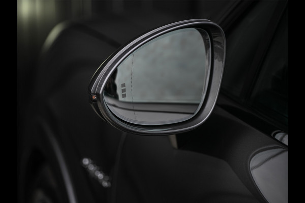 Porsche Cayenne 3.0 E-HYBRID · Luchtvering · Trekhaak · Ambiance interieur · Soft close · Bose Sound · Keyless entree · 360 Camera · Adaptieve s