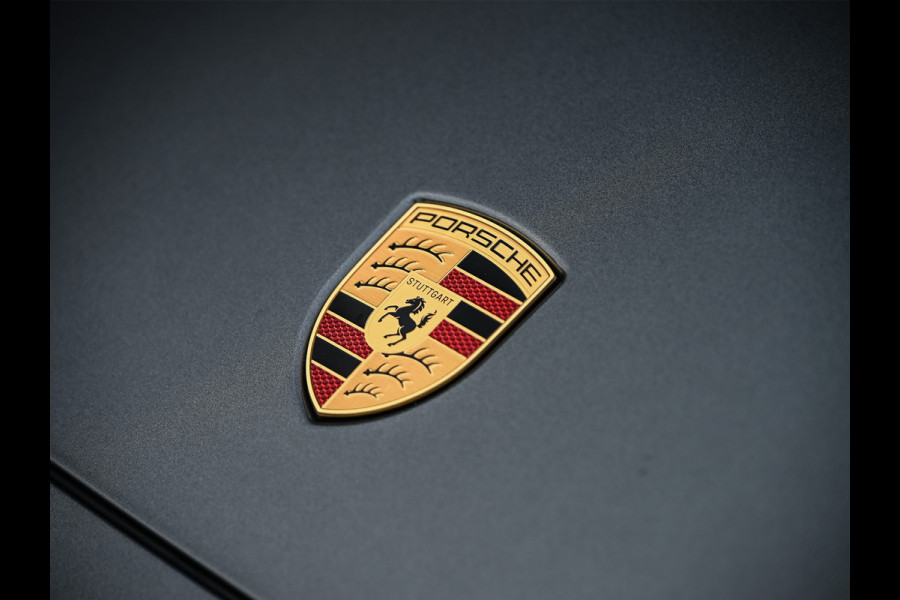 Porsche Cayenne 3.0 E-HYBRID · Luchtvering · Trekhaak · Ambiance interieur · Soft close · Bose Sound · Keyless entree · 360 Camera · Adaptieve s