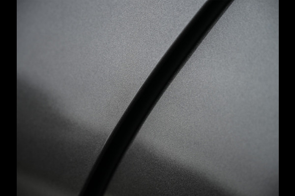 Porsche Cayenne 3.0 E-HYBRID · Luchtvering · Trekhaak · Ambiance interieur · Soft close · Bose Sound · Keyless entree · 360 Camera · Adaptieve s