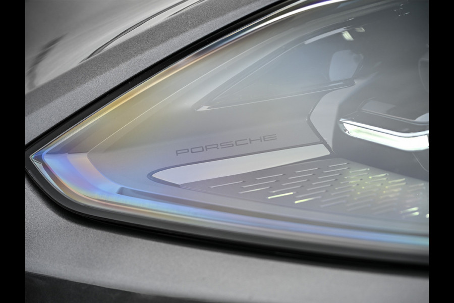 Porsche Cayenne 3.0 E-HYBRID · Luchtvering · Trekhaak · Ambiance interieur · Soft close · Bose Sound · Keyless entree · 360 Camera · Adaptieve s
