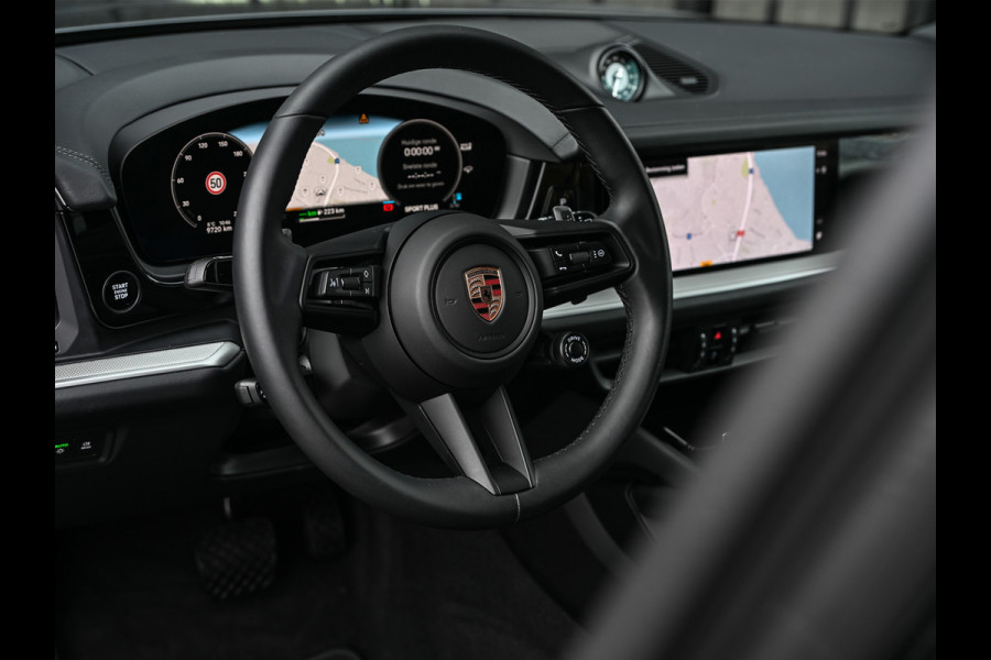 Porsche Cayenne 3.0 E-HYBRID · Luchtvering · Trekhaak · Ambiance interieur · Soft close · Bose Sound · Keyless entree · 360 Camera · Adaptieve s