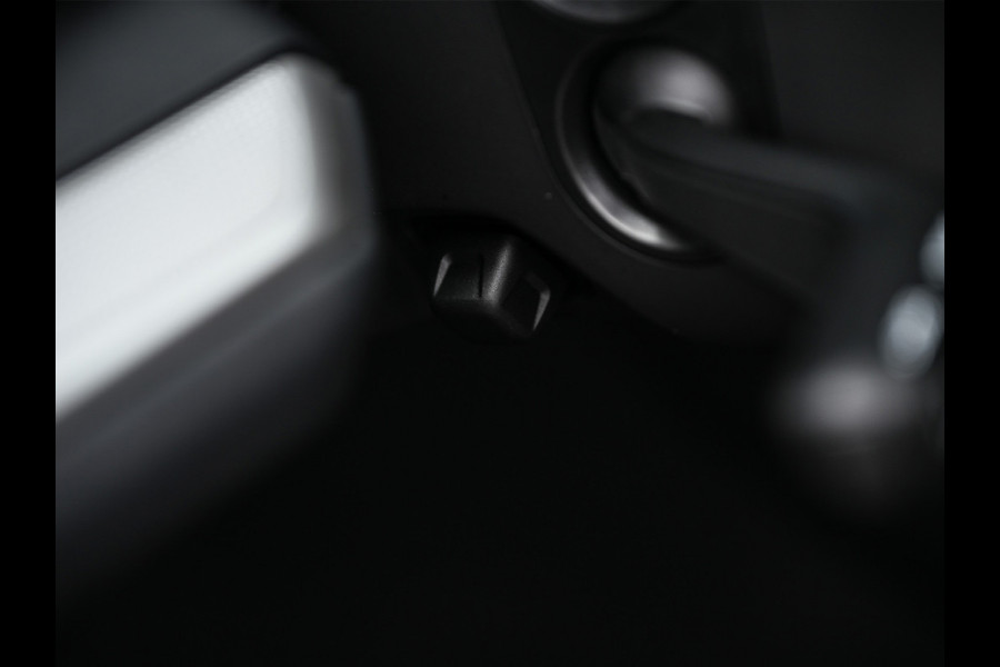 Porsche Cayenne 3.0 E-HYBRID · Luchtvering · Trekhaak · Ambiance interieur · Soft close · Bose Sound · Keyless entree · 360 Camera · Adaptieve s