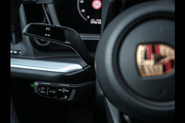 Porsche Cayenne 3.0 E-HYBRID · Luchtvering · Trekhaak · Ambiance interieur · Soft close · Bose Sound · Keyless entree · 360 Camera · Adaptieve s