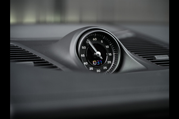 Porsche Cayenne 3.0 E-HYBRID · Luchtvering · Trekhaak · Ambiance interieur · Soft close · Bose Sound · Keyless entree · 360 Camera · Adaptieve s