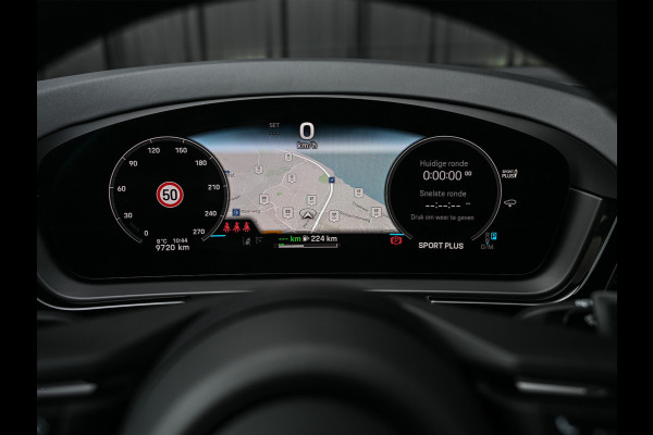 Porsche Cayenne 3.0 E-HYBRID · Luchtvering · Trekhaak · Ambiance interieur · Soft close · Bose Sound · Keyless entree · 360 Camera · Adaptieve s