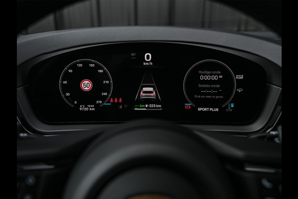 Porsche Cayenne 3.0 E-HYBRID · Luchtvering · Trekhaak · Ambiance interieur · Soft close · Bose Sound · Keyless entree · 360 Camera · Adaptieve s