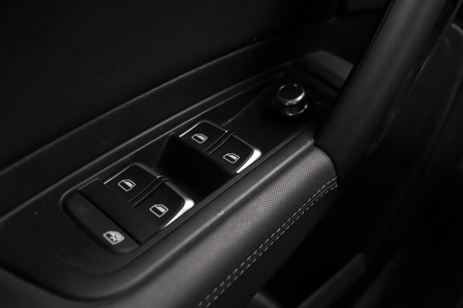 Audi S1 Sportback QUATTRO | 232pk | Navigatie | Climate control | Half leder | LED | Stoelverwarming | Driver Select