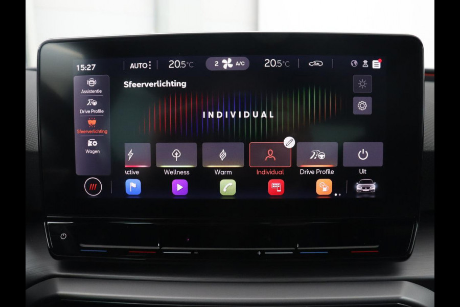 Seat Leon 1.5 eTSI FR Launch Edition | Carplay | Adaptive cruise | Sfeerverlichting | Navigatie | Full LED | Dodehoek detectie | DAB | Parkeerhulp | Climate control