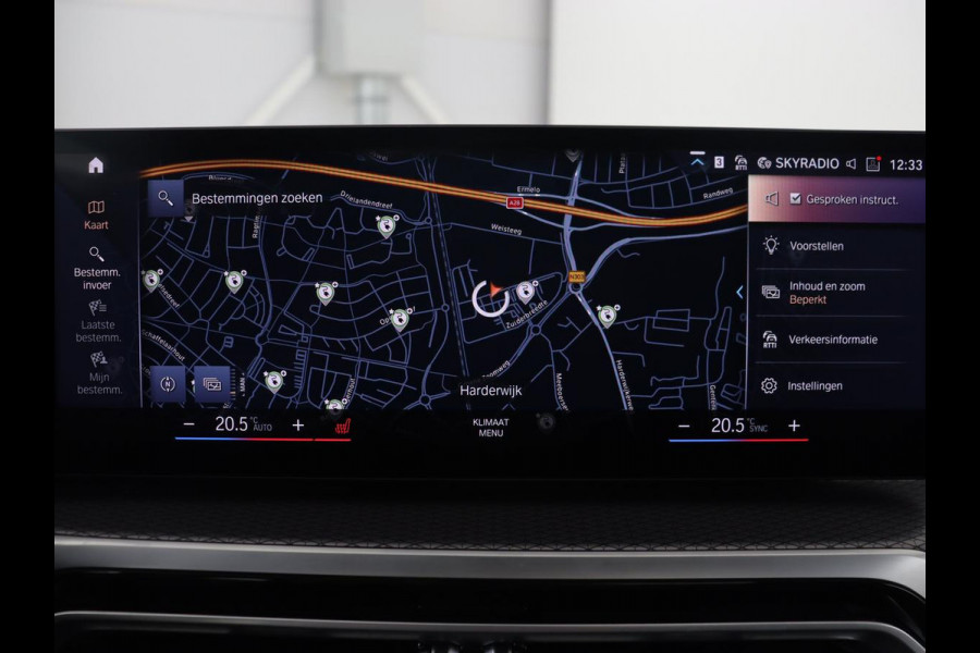 BMW 3-serie 320e M Sport | Panoramadak | Trekhaak | Stoelverwarming | Carplay | Sportstoelen | Leder/Alcantara | Navigatie | Widescreen Display | Sfeerverlichting | Parkeerhulp | PHEV | Plug In