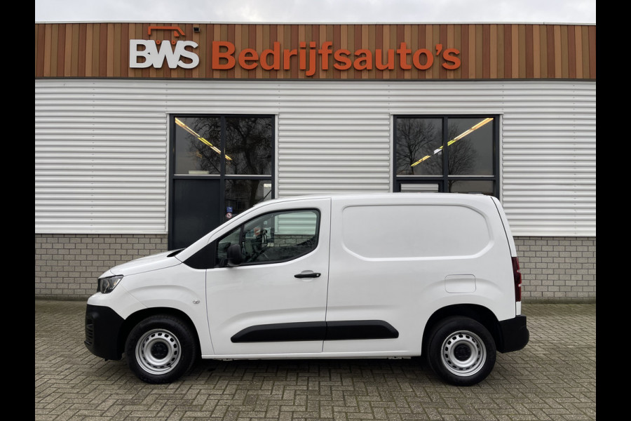 Peugeot Partner 1.2 PureTech Premium benzine grijs kenteken / originele Nederlandse bus / lease vanaf € 201 / zakelijk bpm vrij / vaste prijs rijklaar € 11.950 ex btw / airco / cruise / navigatie