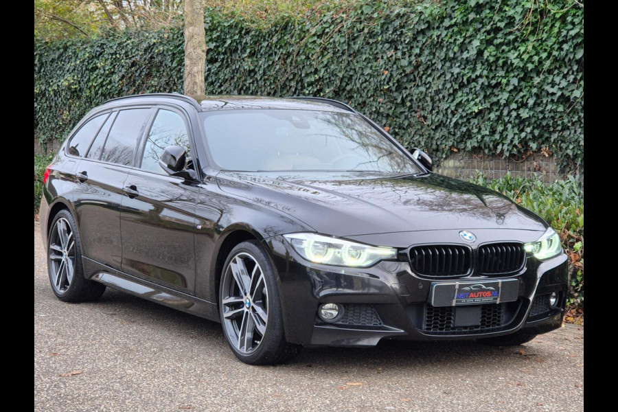 BMW 3 Serie Touring 330i M Sport X-Drive CarPlay Dig. Teller 6wb Line assist Dode Hoek ACC NAP NL Stuurverwarm 100% dealer onderho