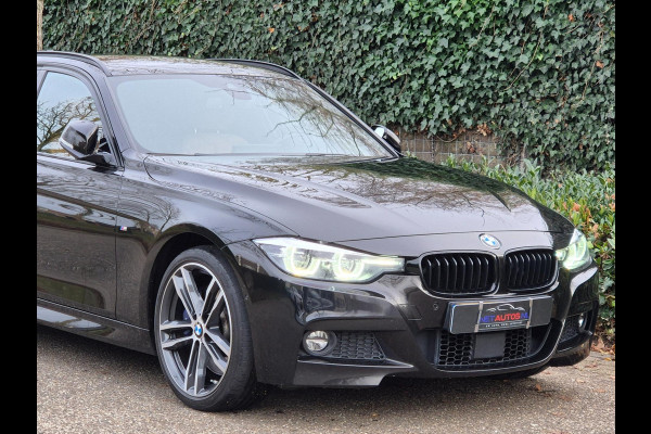BMW 3 Serie Touring 330i M Sport X-Drive CarPlay Dig. Teller 6wb Line assist Dode Hoek ACC NAP NL Stuurverwarm 100% dealer onderho