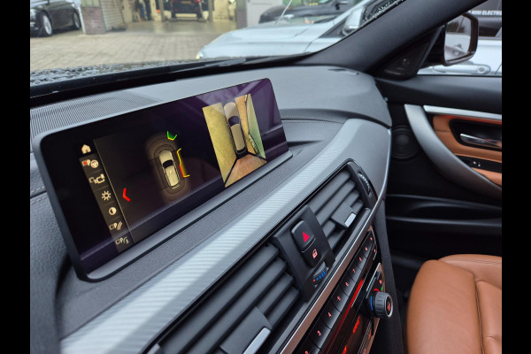 BMW 3 Serie Touring 330i M Sport X-Drive CarPlay Dig. Teller 6wb Line assist Dode Hoek ACC NAP NL Stuurverwarm 100% dealer onderho