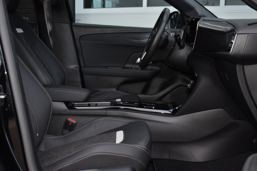 Opel Mokka 1.2 Turbo 130PK Aut. Ultimate | Carplay | camera | Stoel- & Stuurverw. | Incl. garantie