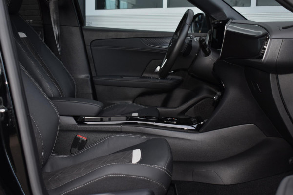 Opel Mokka 1.2 Turbo 130PK Aut. Ultimate | Carplay | camera | Stoel- & Stuurverw. | Incl. garantie