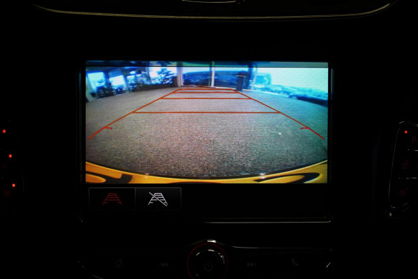 Opel Corsa 1.0 Turbo 120 Jaar Edition / 10dkm NAP / 1e Eigenaar / Stoel- & Stuurverw. / Camera / Navi