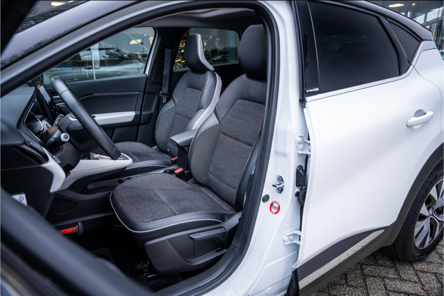 Renault Captur 1.6 E-Tech Plug-in Hybrid 160 Intens ** Panodak ** Camera ** Navigatie Rijbereik tot 56km (WLTP)
