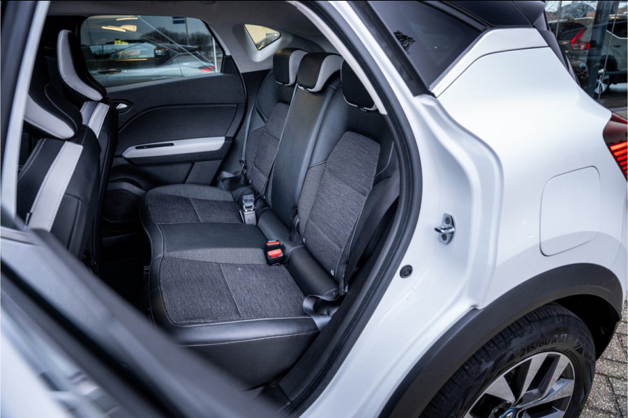 Renault Captur 1.6 E-Tech Plug-in Hybrid 160 Intens ** Panodak ** Camera ** Navigatie Rijbereik tot 56km (WLTP)