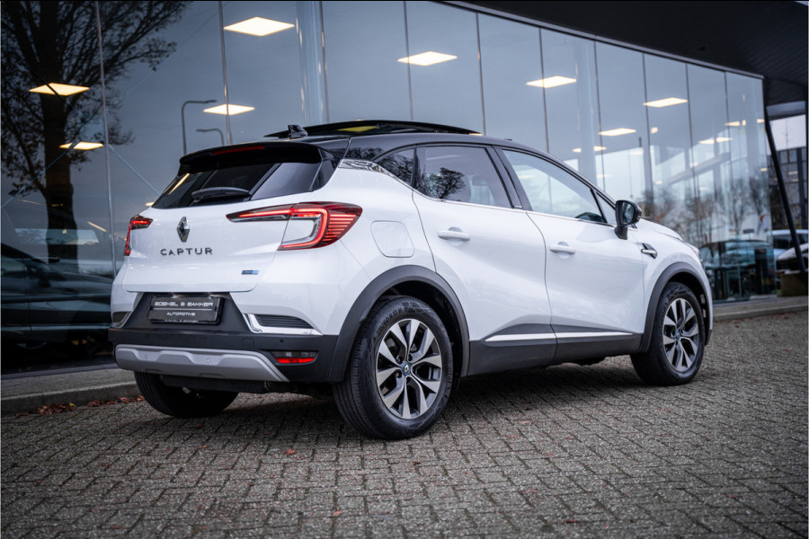 Renault Captur 1.6 E-Tech Plug-in Hybrid 160 Intens ** Panodak ** Camera ** Navigatie Rijbereik tot 56km (WLTP)