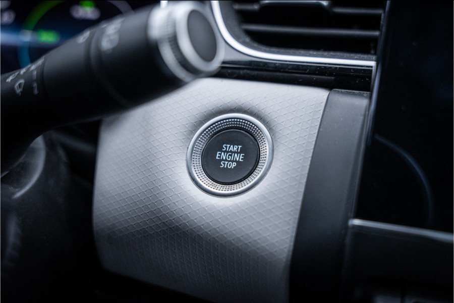 Renault Captur 1.6 E-Tech Plug-in Hybrid 160 Intens ** Panodak ** Camera ** Navigatie Rijbereik tot 56km (WLTP)