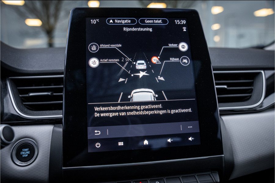 Renault Captur 1.6 E-Tech Plug-in Hybrid 160 Intens ** Panodak ** Camera ** Navigatie Rijbereik tot 56km (WLTP)