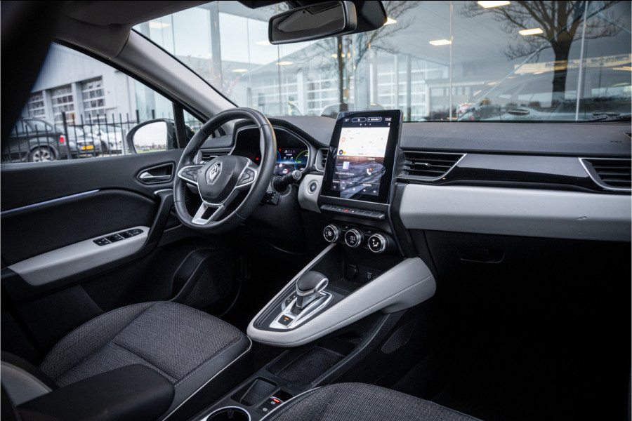 Renault Captur 1.6 E-Tech Plug-in Hybrid 160 Intens ** Panodak ** Camera ** Navigatie Rijbereik tot 56km (WLTP)