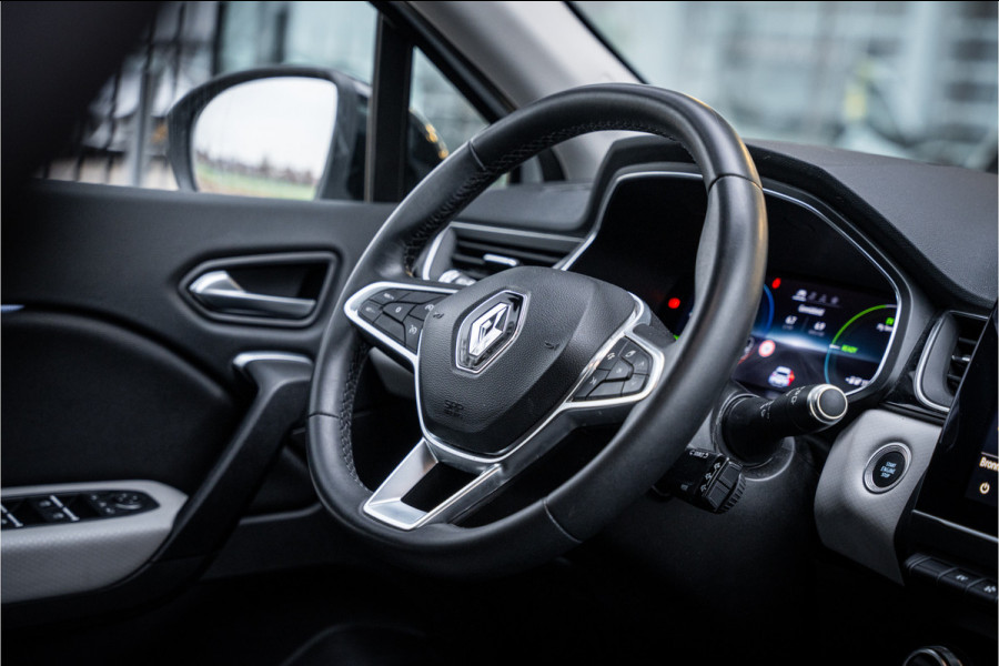 Renault Captur 1.6 E-Tech Plug-in Hybrid 160 Intens ** Panodak ** Camera ** Navigatie Rijbereik tot 56km (WLTP)