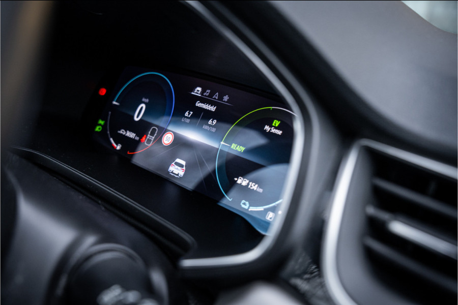 Renault Captur 1.6 E-Tech Plug-in Hybrid 160 Intens ** Panodak ** Camera ** Navigatie Rijbereik tot 56km (WLTP)