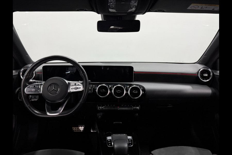 Mercedes-Benz A-Klasse 180 AMG LED/VIRTUAL/HALF LEDER+S.VERWARMING/18" LMV/CAM/LINE/ACC/ECC/12 MDN GARANTIE!