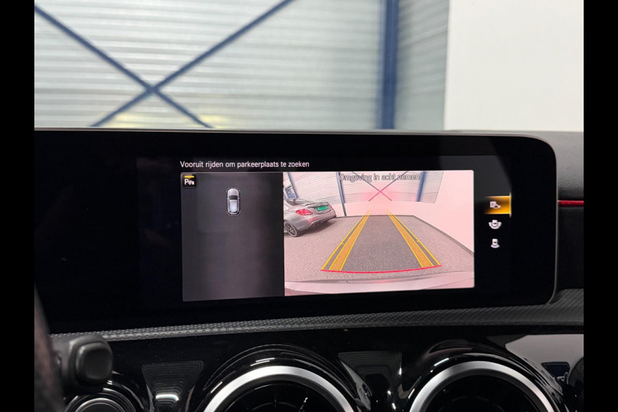 Mercedes-Benz A-Klasse 180 AMG LED/VIRTUAL/HALF LEDER+S.VERWARMING/18" LMV/CAM/LINE/ACC/ECC/12 MDN GARANTIE!