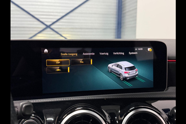 Mercedes-Benz A-Klasse 180 AMG LED/VIRTUAL/HALF LEDER+S.VERWARMING/18" LMV/CAM/LINE/ACC/ECC/12 MDN GARANTIE!