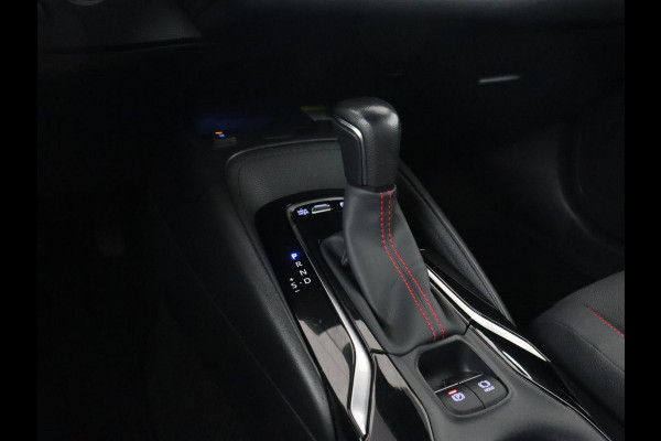 Toyota Corolla 2.0 Hybrid GR-Sport Plus | Head-Up | Stoelverwarming | Camera | Sportstoelen | Adaptive cruise | Carplay | Keyless | Navigatie | Park Assist | Full LED