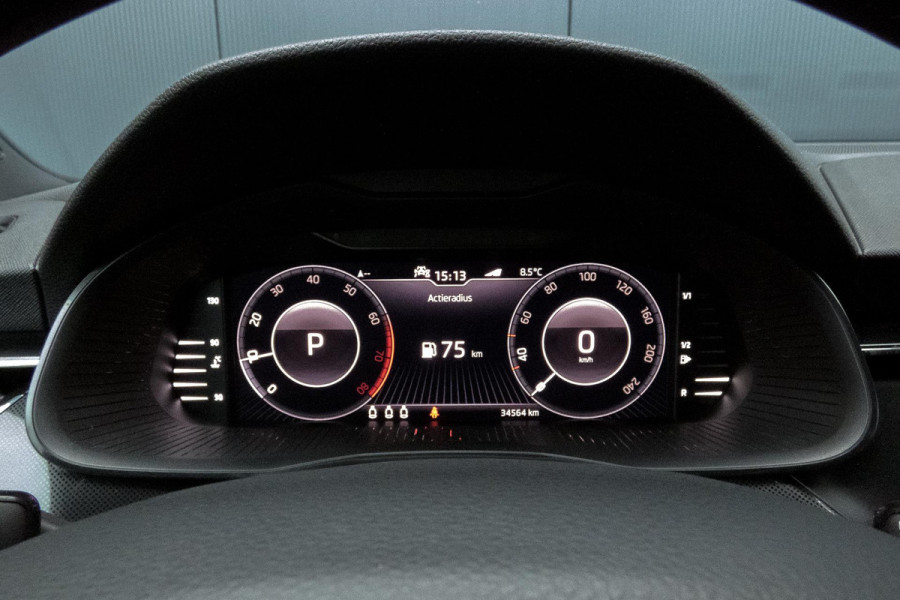 Škoda Kamiq 1.0 TSI Sport Business Edition| TREKHAAK | APPLE CARPLAY / ANDROID AUTO | ELEKTRISCHE STOELVERSTELLING