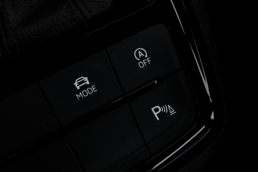 Škoda Kamiq 1.0 TSI Sport Business Edition| TREKHAAK | APPLE CARPLAY / ANDROID AUTO | ELEKTRISCHE STOELVERSTELLING