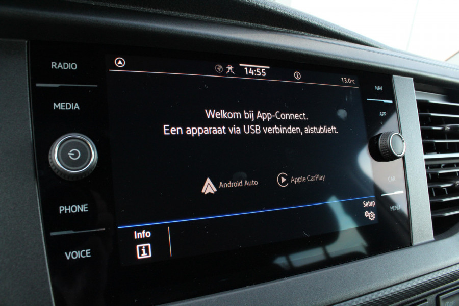 Volkswagen Transporter 2.0 TDI L2H1 32 DC > 6-persoons/Dubbel cabine/Automaat/Trekhaak