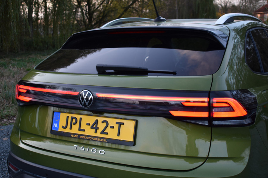 Volkswagen Taigo TSI 110PK DSG STYLE SPORT CAMERA/NAVI/LEDER