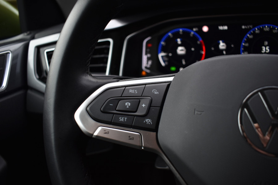 Volkswagen Taigo TSI 110PK DSG STYLE SPORT CAMERA/NAVI/LEDER