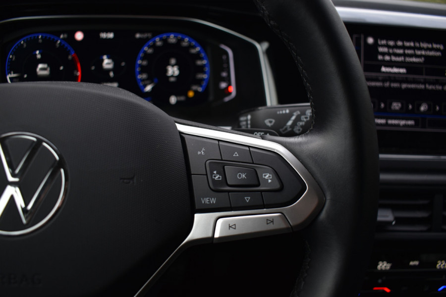 Volkswagen Taigo TSI 110PK DSG STYLE SPORT CAMERA/NAVI/LEDER