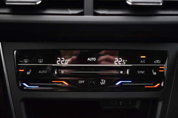 Volkswagen Taigo TSI 110PK DSG STYLE SPORT CAMERA/NAVI/LEDER