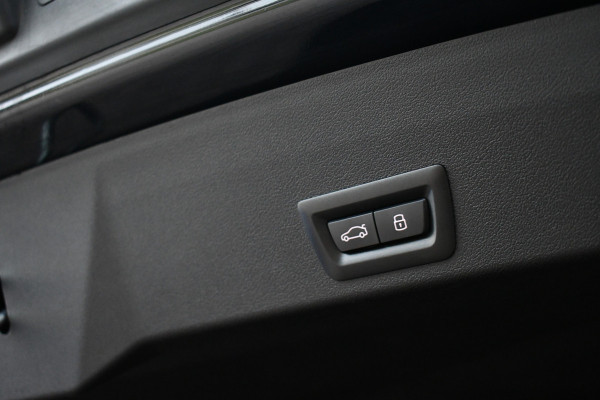 BMW XM V8 650pk 30kWh Trekh 23inch DA-Prof 360 | H/K