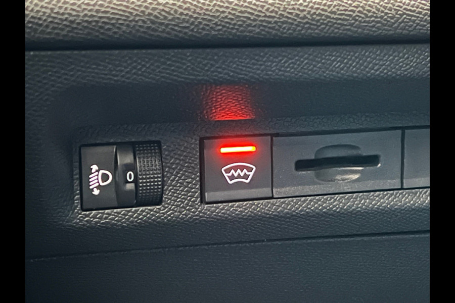 Peugeot 308 SW BWJ 2022 | 1.5HDi 131PK Pack Bus | CLIMA | NAVI | VOORRUIT VERW. | CARPLAY | LICHTMETAAL | PDC |
