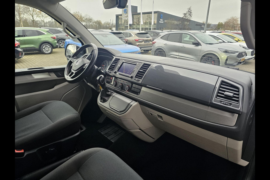 Volkswagen Transporter 2.0 TDI L2H1 Comfortline Plus 150 pk Automaat | Navigatie | Full led | Trekhaak | Side bars | Imperiaal | Adaptieve cruise control | Voorruitverwarming | 1ste eigenaar etc.