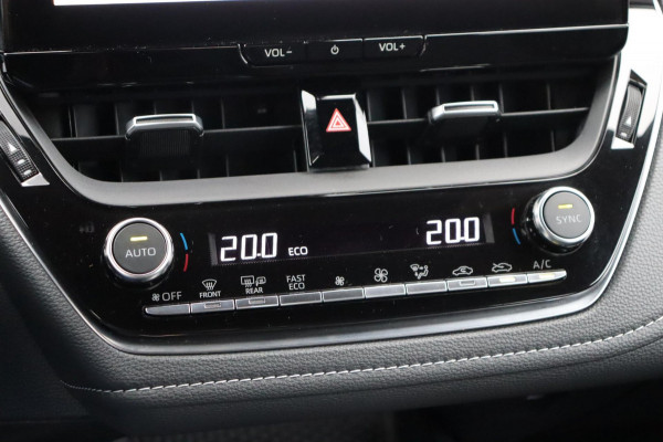 Toyota Corolla Hybrid 140 Active org.NL a.camera adaptive.cruise carplay