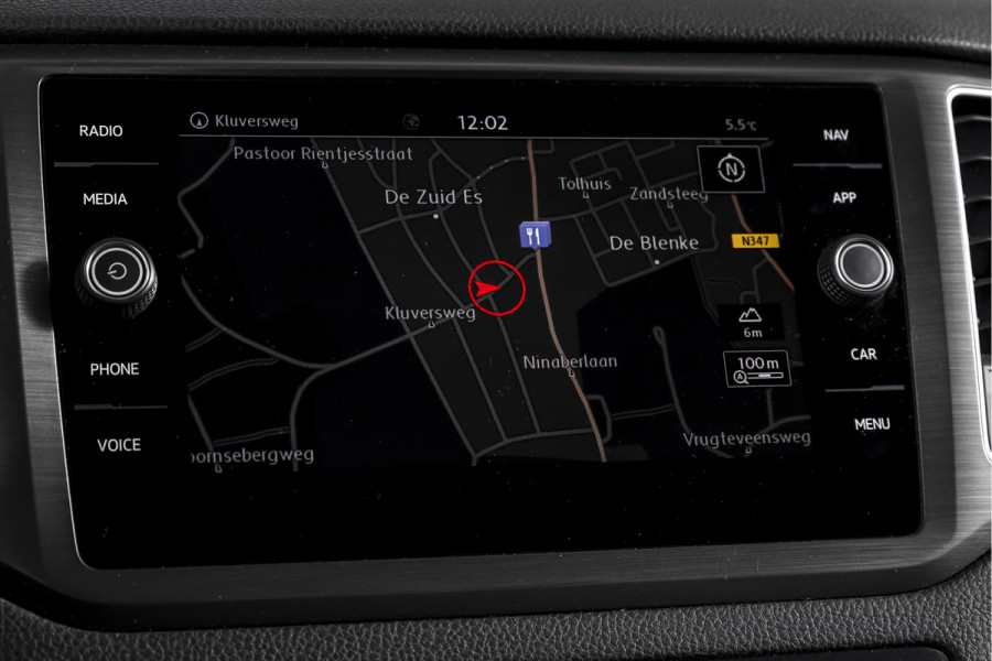 Volkswagen Golf Sportsvan 1.5 TSI ACT 130 PK Comfortline - Automaat | Adapt. Cruise | Stoelverw. | PDC | Camera | App.Connect + NAV. | ECC | DAB | Trekhaak | LM 16" |