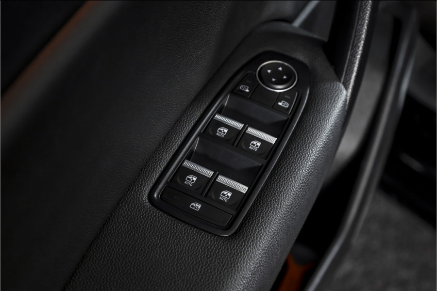 Renault Captur 1.0 TCe 90 Edition One | Dig.Cockpit | Adapt.Cruise |  PDC | 360 Camera | NAV + App.Connect | Auto.Airco | Trekhaak | LM 17" |