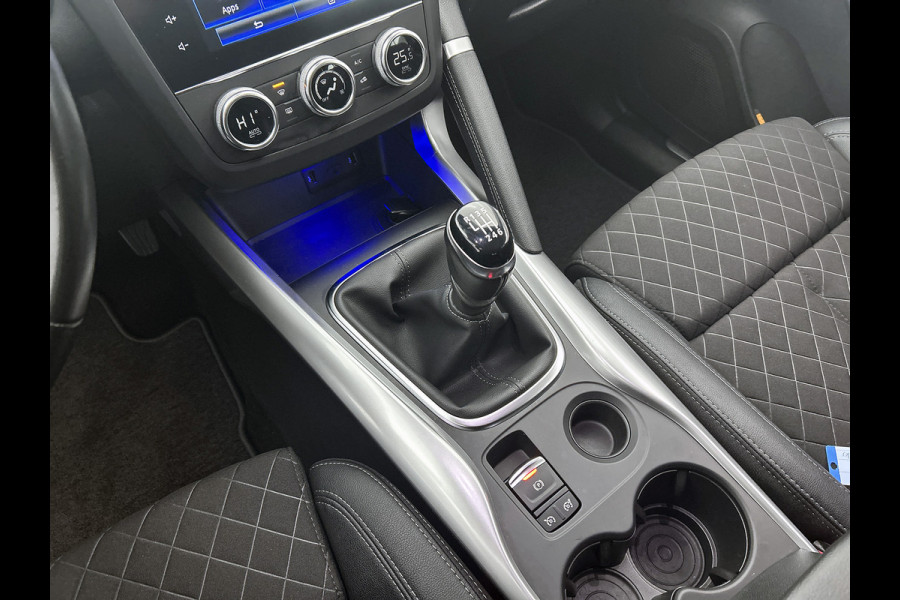 Renault Kadjar 1.3 TCe 140PK Intens | CAMERA | NAVI | DEALER ONDERHOUDEN | PARK. SENSOREN V+A