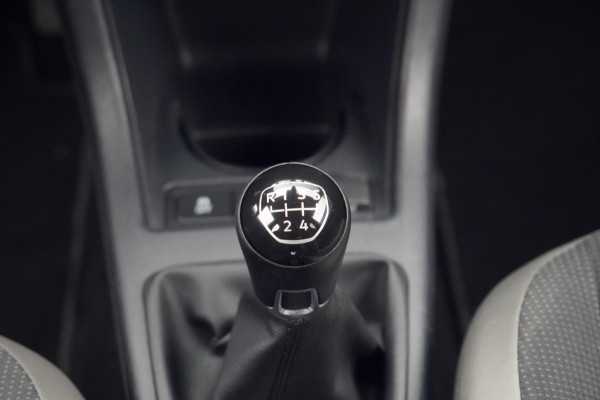 Volkswagen up! 1.0 TSI BMT high up! / NL-Auto / 90 PK / Camera / Beats Audio / Cruise / Airco / 15" LMV