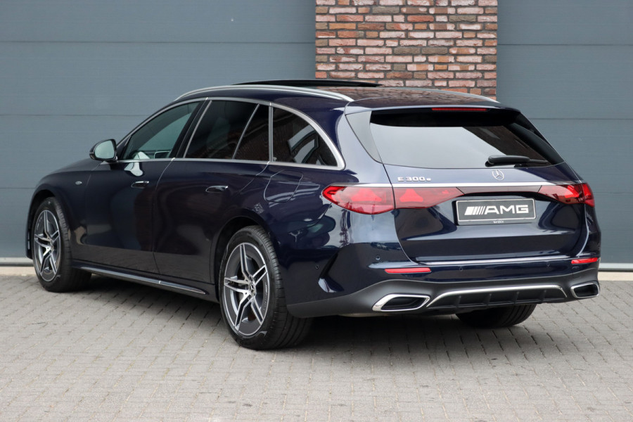 Mercedes-Benz E-Klasse Estate 300 e Premium+ AMG Line | Airmatic | Hyperscreen | Distronic+ | Memory | Massage | Burmester | Stoelventilatie | 3D-Display | HUD | Verwarmd Stuurwiel | Trekhaak | Digital Light |