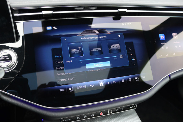 Mercedes-Benz E-Klasse Estate 300 e Premium+ AMG Line | Airmatic | Hyperscreen | Distronic+ | Memory | Massage | Burmester | Stoelventilatie | 3D-Display | HUD | Verwarmd Stuurwiel | Trekhaak | Digital Light |