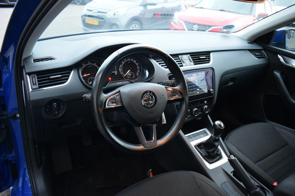 Škoda Octavia Combi 1.0 TSI Greentech Business Edition | Apple CarPlay | Climate | Cruise | PDC